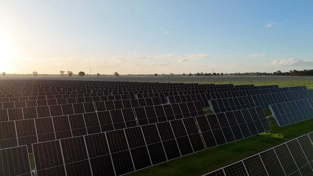 Neoen starts powering up its second-largest solar farm in Australia