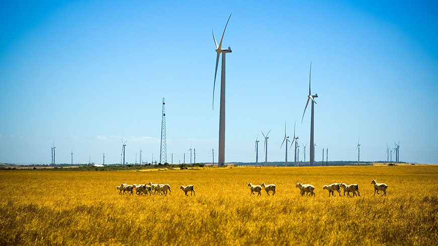 Wind and solar lulls may not be as bad as thought, but they could be expensive