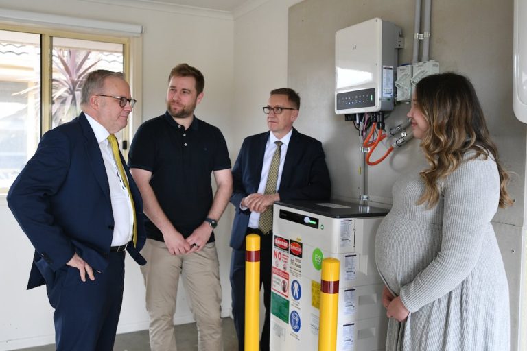 Rooftop solar PV installs tipped to surge due to battery rebate, cyclone damage