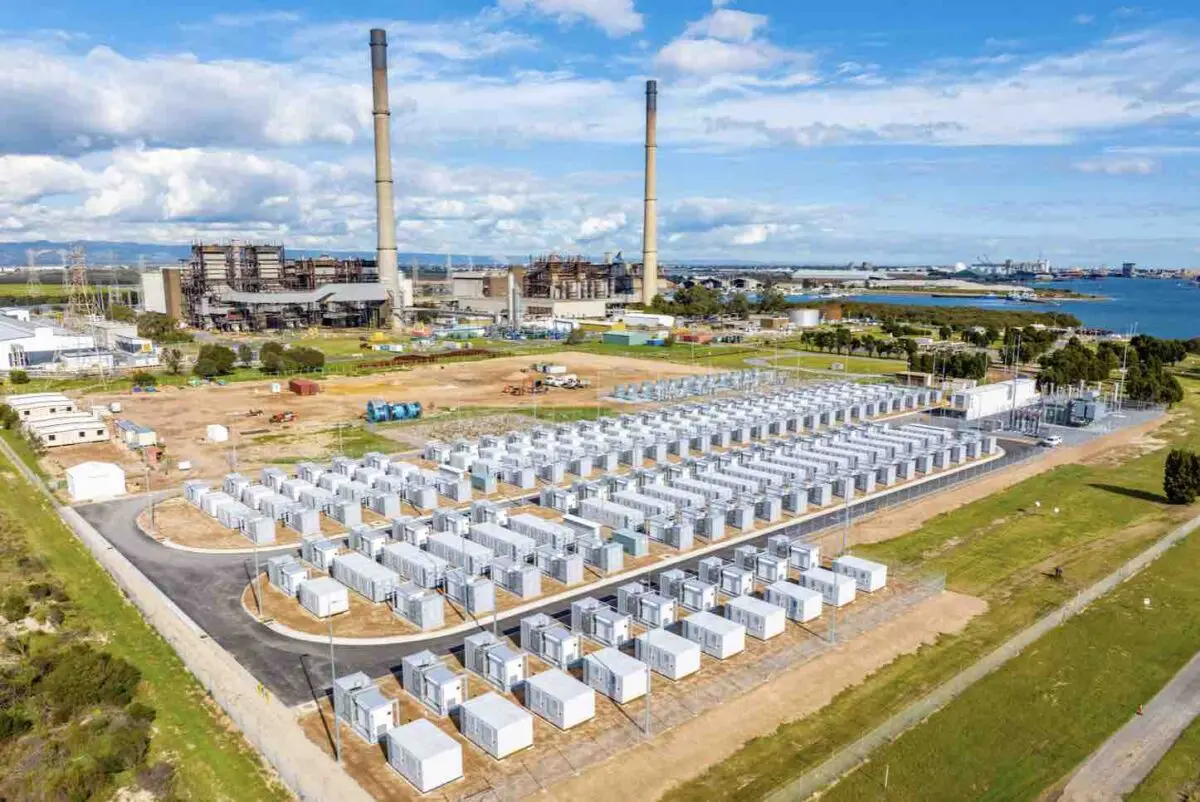 Grid security needs cut to single gas turbine in latest step towards 100 pct net renewables