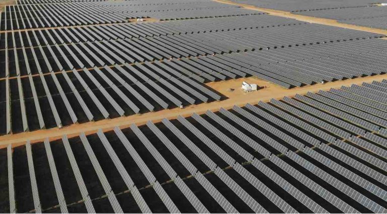 Biggest solar hybrid project in NSW gets planning approval despite host of long distance objectors