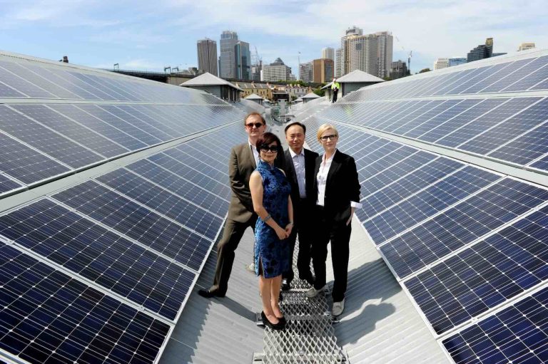 Sunshot program backs “Sun King” to bring large-scale solar panel manufacturing back to Australia