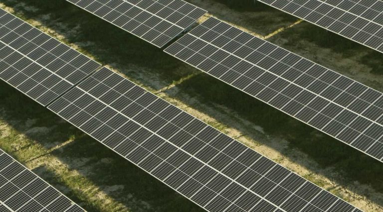French oil giant emerges as rival to SunCable with plans for massive solar and battery facility near Darwin