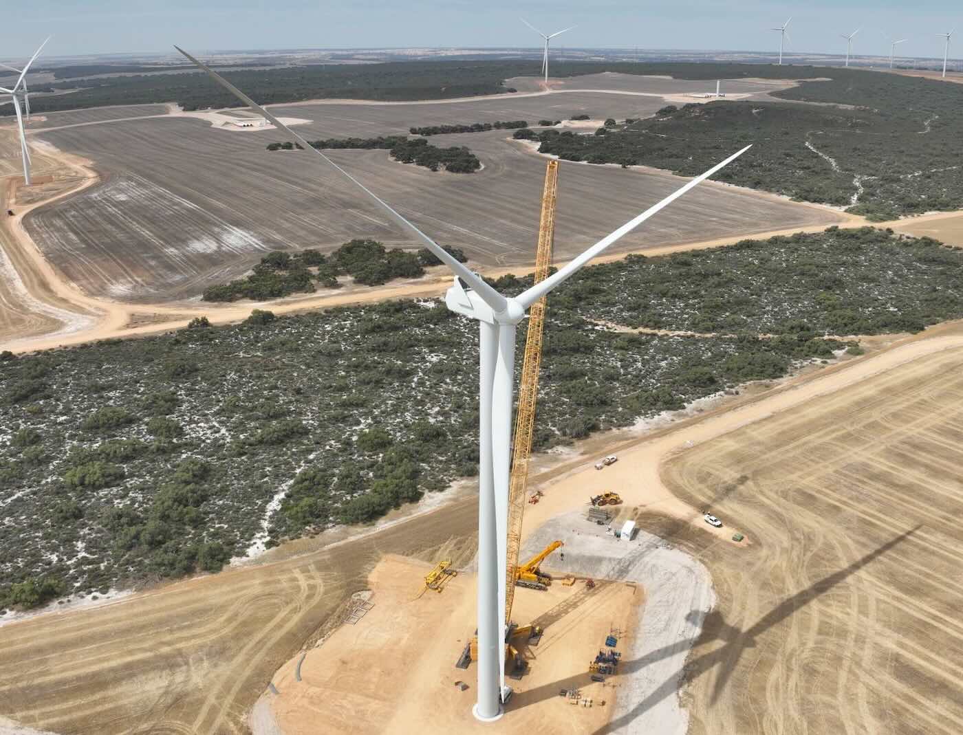 Wind and solar output leaps 20 pct in January, as west wins on wind and biggest coal grid on PV