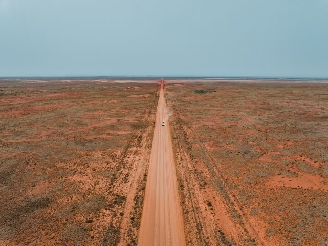 Giant Pilbara wind, solar and hydrogen hub dumped by bp wins $21 million government grant