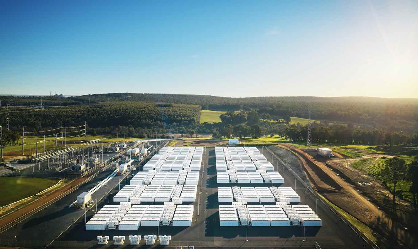 World’s biggest isolated grid sets remarkable wind and solar peak of 91.1 pct, as batteries displace coal and gas