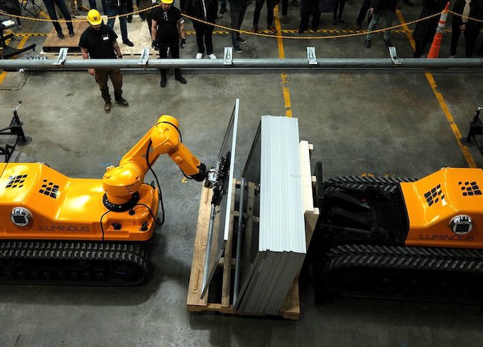 Remote control robots that talk to each other are building solar farms in Australia