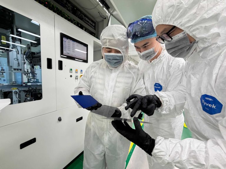 PV research powerhouse wins fresh Arena funding to pursue ultra-low cost solar