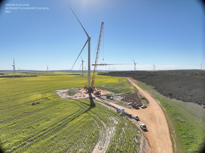 Huge hybrid wind project gets final green tick, but must use tall turbines to avoid black cockatoos