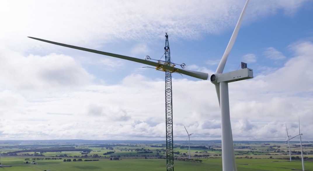 Enough wind and solar in pipeline, but not enough actually being built to meet 2030 target, scorecard finds